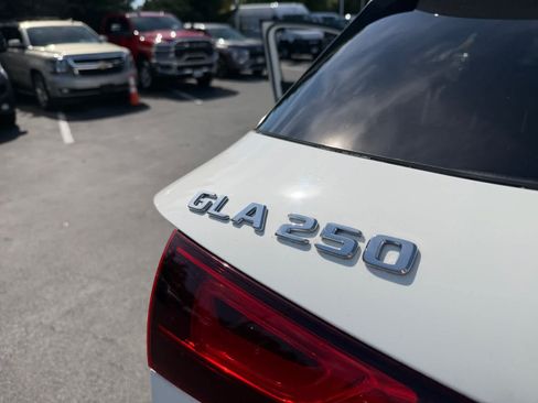 Used 2022 Mercedes-Benz GLA 250 image 22