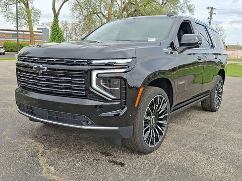 New 2025 Chevrolet Tahoe High Country AWD/4WD image 10