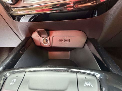 Used 2024 Chevrolet Trax RS w/ Driver Confidence Package FWD image 22