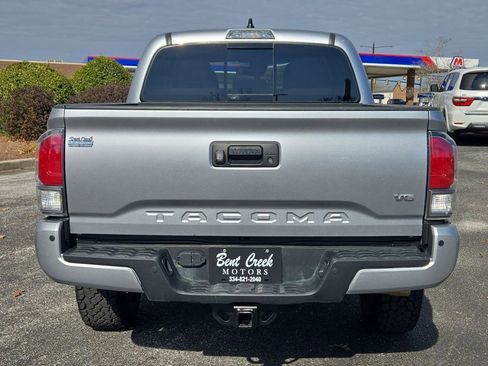Used 2023 Toyota Tacoma TRD Off-Road image 8