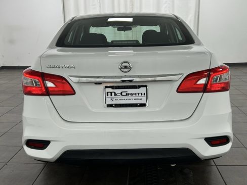 Used 2019 Nissan Sentra S image 4