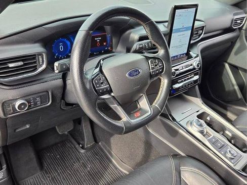 Used 2022 Ford Explorer ST w/ Equipment Group 401A AWD/4WD image 11