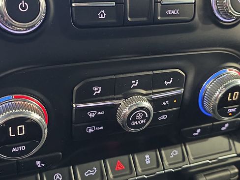 Used 2019 GMC Sierra 1500 SLE w/ SLE Value Package RWD image 21