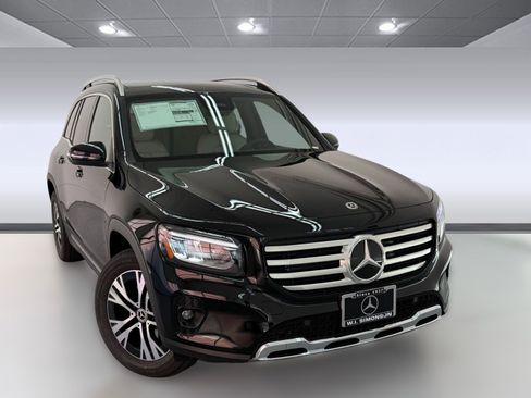 New 2026 Mercedes-Benz GLB 250 image 5