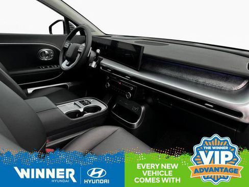 New 2026 Hyundai Ioniq 9 Calligraphy image 14