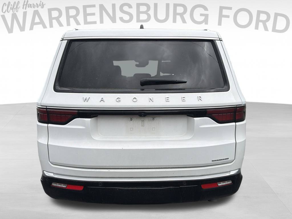 Used 2024 Jeep Wagoneer Series III AWD/4WD image 6