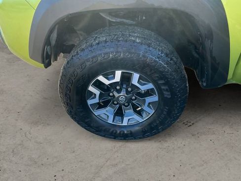 Used 2023 Toyota Tacoma TRD Off-Road w/ TRD Premium Off Road Package image 10