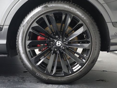 Certified 2022 Bentley Bentayga Speed image 11