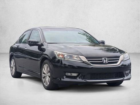 Used 2013 Honda Accord EX image 3