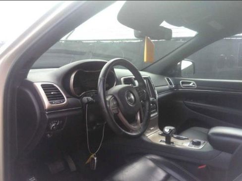 Used 2015 Jeep Grand Cherokee Limited AWD/4WD image 3