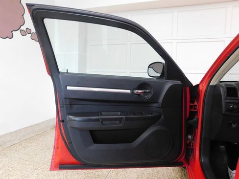 Used 2010 Dodge Charger AWD image 20