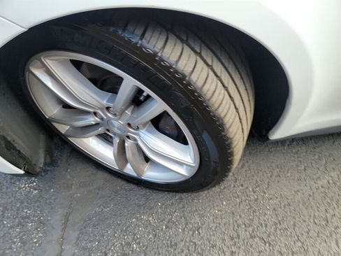 Used 2015 Tesla Model S 70D AWD/4WD image 29