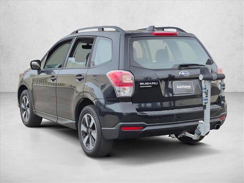 Used 2017 Subaru Forester 2.5i w/ Alloy Wheel Package AWD/4WD image 8