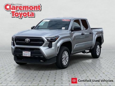 Certified 2025 Toyota Tacoma SR image 1