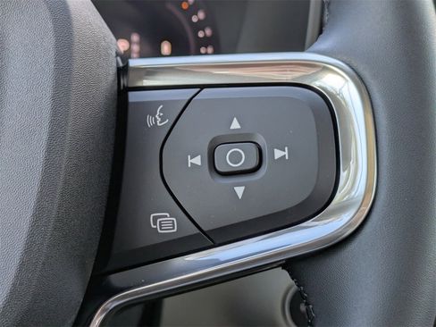 New 2026 Volvo XC40 B5 Ultra w/ Protection Package Premier image 36