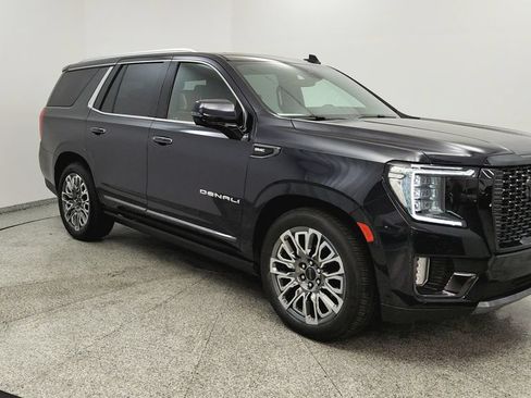 Used 2023 GMC Yukon Denali Ultimate AWD/4WD image 7