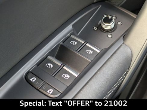 Certified 2024 Audi Q5 2.0T Premium Plus image 27