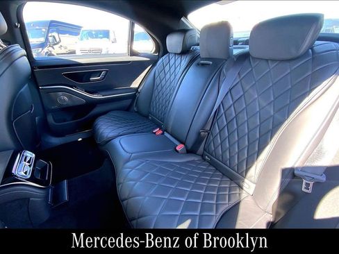 Used 2022 Mercedes-Benz S 580 4MATIC Sedan image 22