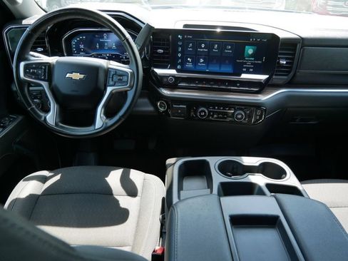 Used 2024 Chevrolet Silverado 1500 LT AWD/4WD image 19
