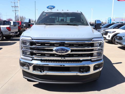 New 2026 Ford F250 King Ranch w/ Chrome Package AWD/4WD image 10