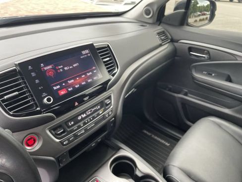 Used 2023 Honda Ridgeline RTL image 13