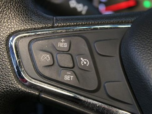 Used 2018 Chevrolet Cruze LT FWD image 20