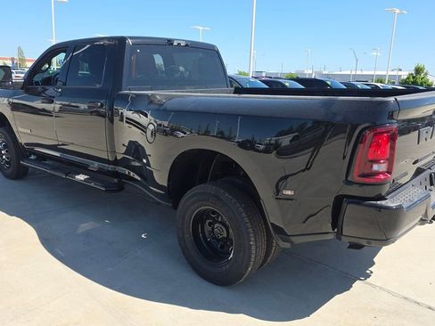 New 2026 RAM 3500 Big Horn AWD/4WD image 5