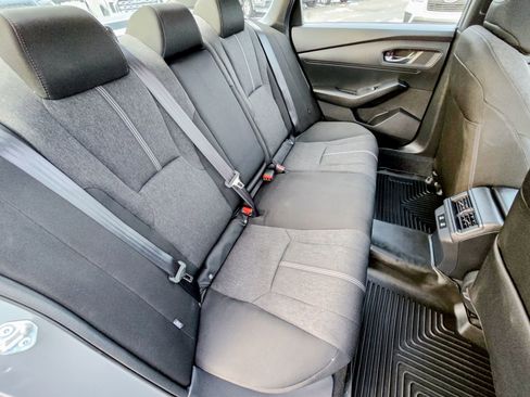 Used 2025 Honda Accord Sport image 34