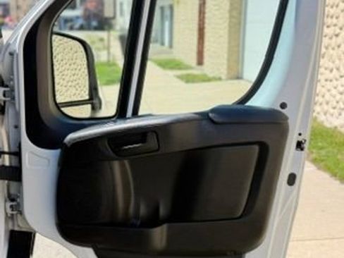 Used 2023 RAM ProMaster 2500 FWD image 26
