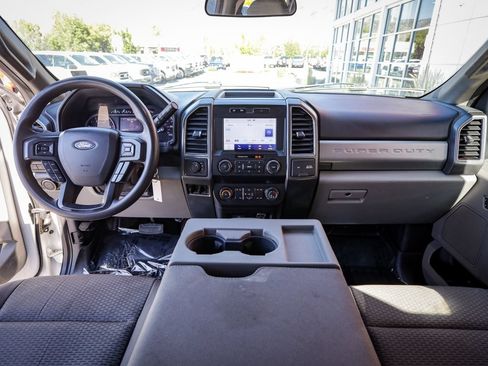 Used 2022 Ford F350 XLT AWD/4WD image 17