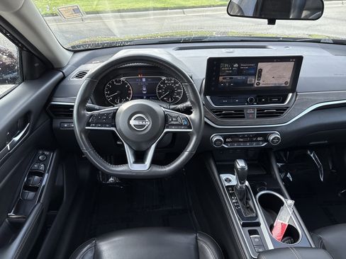 Used 2024 Nissan Altima 2.5 SL FWD image 20