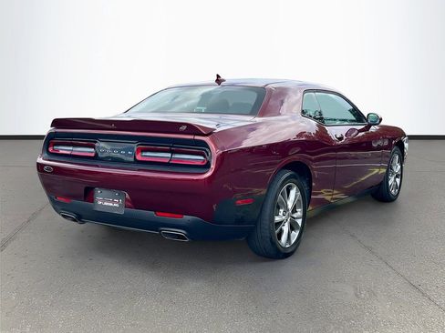 Used 2021 Dodge Challenger SXT w/ Driver Convenience Group AWD/4WD image 7