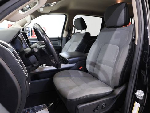 Used 2020 RAM 1500 Big Horn AWD/4WD image 13