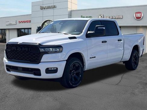 New 2026 RAM 1500 4x4 Crew Cab image 3