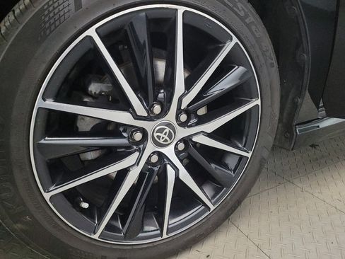 Used 2021 Toyota Camry SE image 31