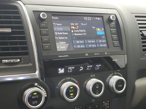 Used 2021 Toyota Sequoia Platinum image 28