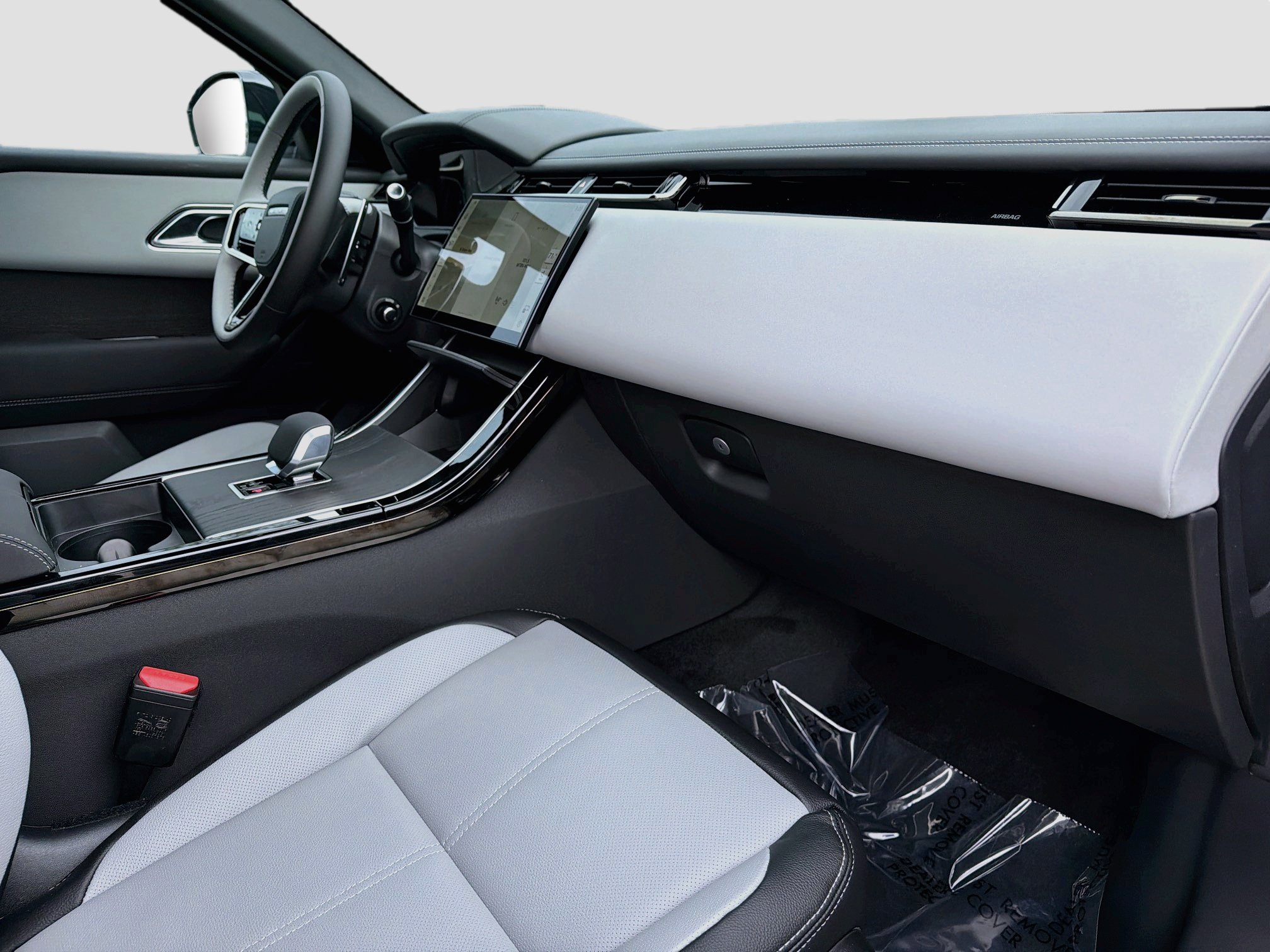 New 2026 Land Rover Range Rover Velar Belgravia AWD/4WD image 14