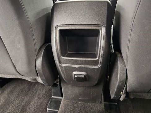 Used 2018 Ford Escape S image 33