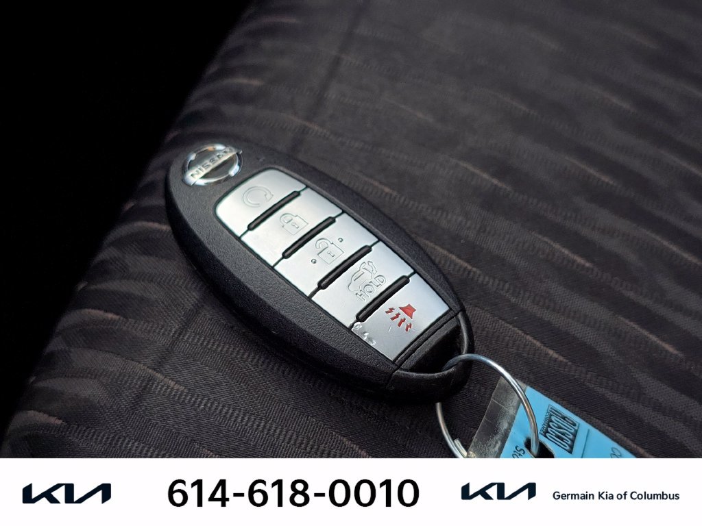 Used 2019 Nissan Rogue SV AWD/4WD image 33