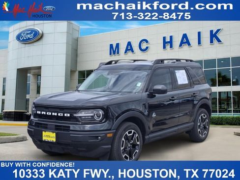 Used 2024 Ford Bronco Sport Outer Banks w/ Tech Package AWD/4WD image 1