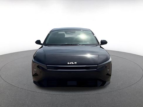 Used 2025 Kia K4 LXS image 3