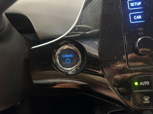 Used 2016 Toyota Prius Two FWD image 30