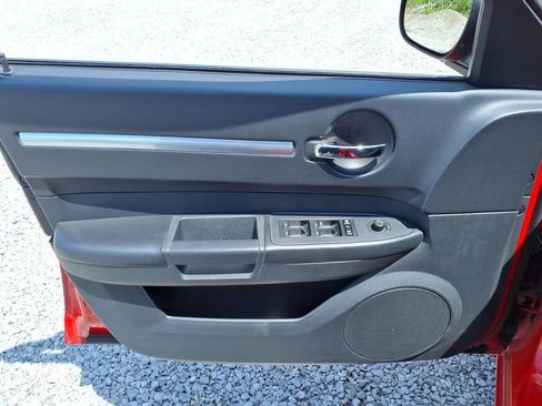Used 2010 Dodge Charger SXT RWD image 22