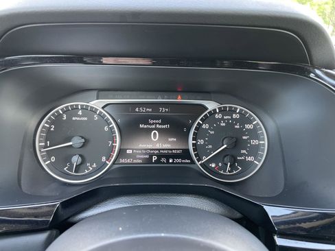 Used 2025 Nissan Pathfinder SV FWD image 18