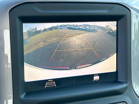 Used 2022 GMC Sierra 1500 Pro w/ Convenience Package image 13