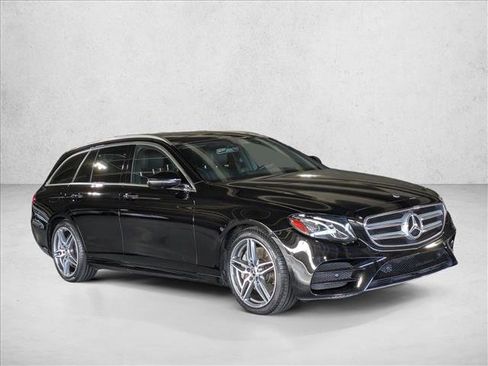 Certified 2020 Mercedes-Benz E 450 4MATIC Wagon image 3