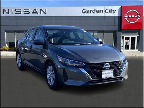 Certified 2025 Nissan Sentra S w/ Trunk Package FWD image 1