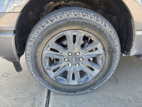 Used 2024 Ford F150 Platinum w/ Equipment Group 702A High image 10