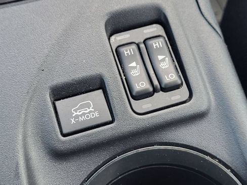 Used 2018 Subaru Crosstrek 2.0i Premium AWD/4WD image 26