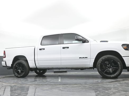 Used 2023 RAM 1500 Big Horn AWD/4WD image 40